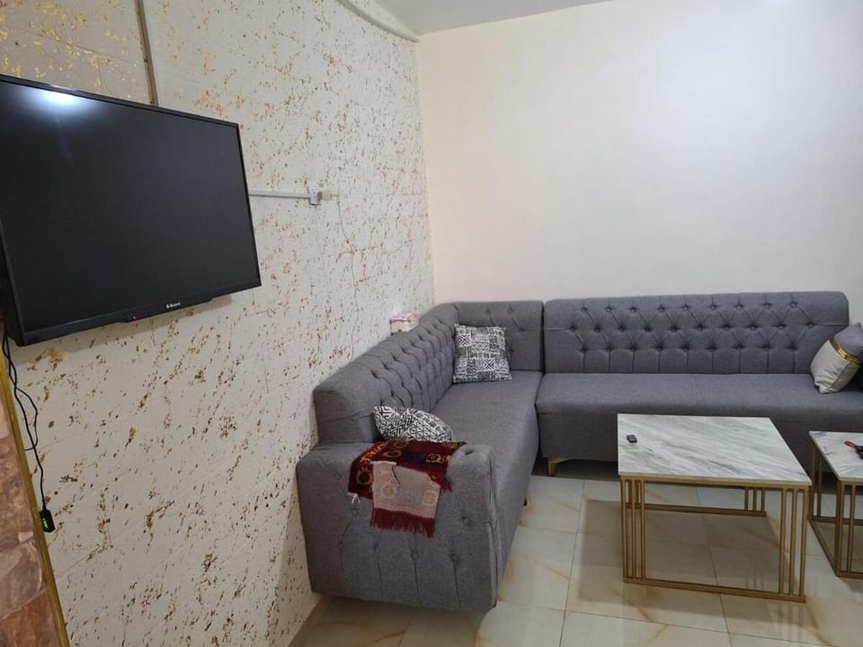 الشقة الفاخرة Luxerios apartment in 0MM Nowwara Apartment in Africa