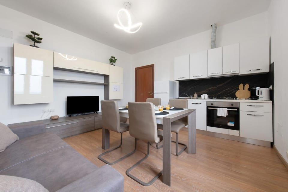 Property building, Kitchen or kitchenette, Living room