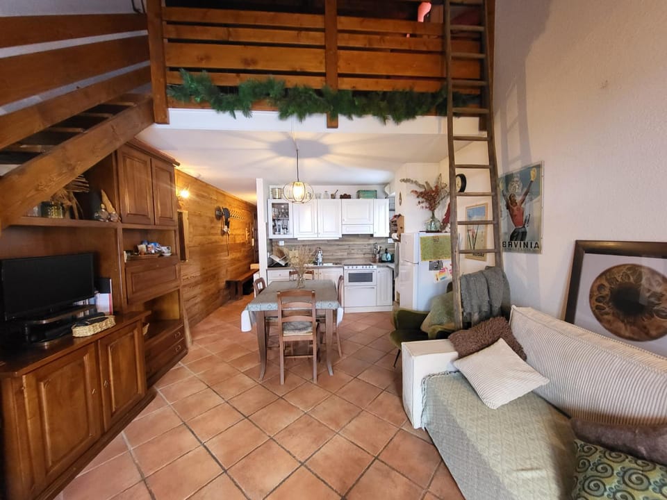Duplex deux chambres centre Montgenèvre avec wifi Apartment in Montgenèvre