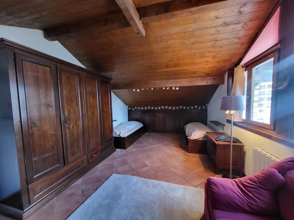 Duplex deux chambres centre Montgenèvre avec wifi Apartment in Montgenèvre
