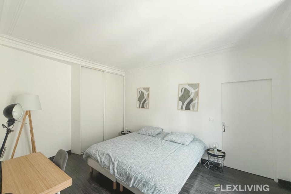 Superb 2 Elegant Room in the Heart of Paris’ 8th District House in Paris