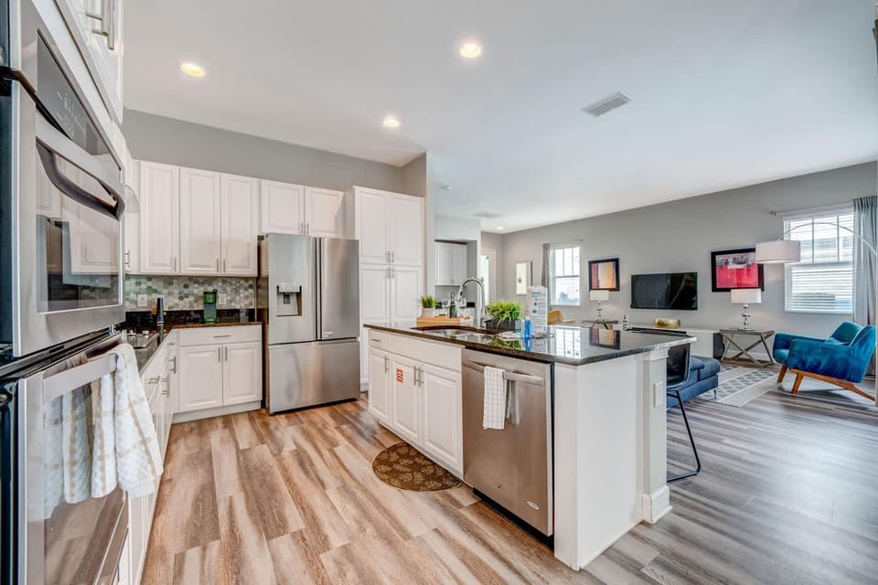 Spacious Reunion Retreat Near Disney Attractions House in Four Corners