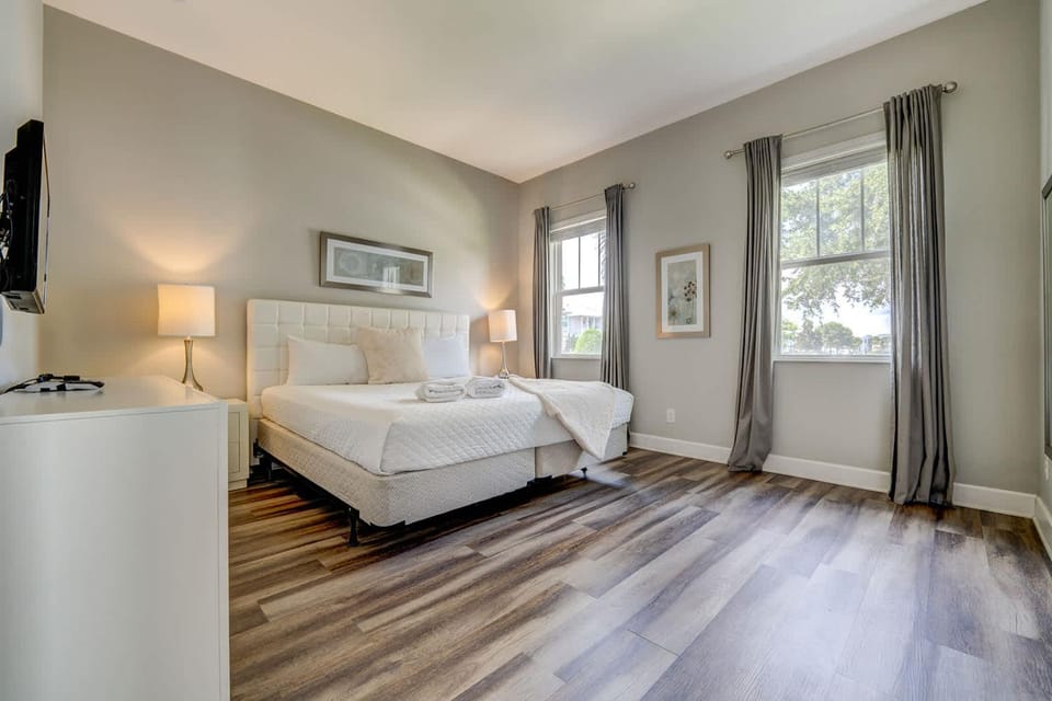 Spacious Reunion Retreat Near Disney Attractions House in Four Corners