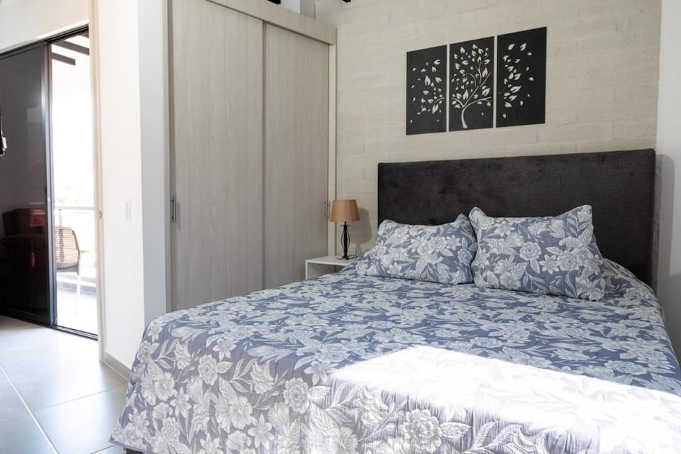 Cozy Laureles Retreat, Stadium Vicinity Apartment in Medellin