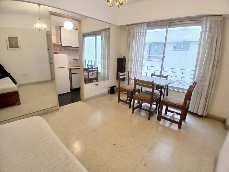 Dpto Córdoba3 zona centro para 4 personas Apartment in Mar del Plata