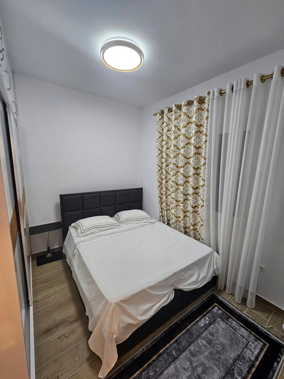1vila Lala 6 person Apartment in Vlorë