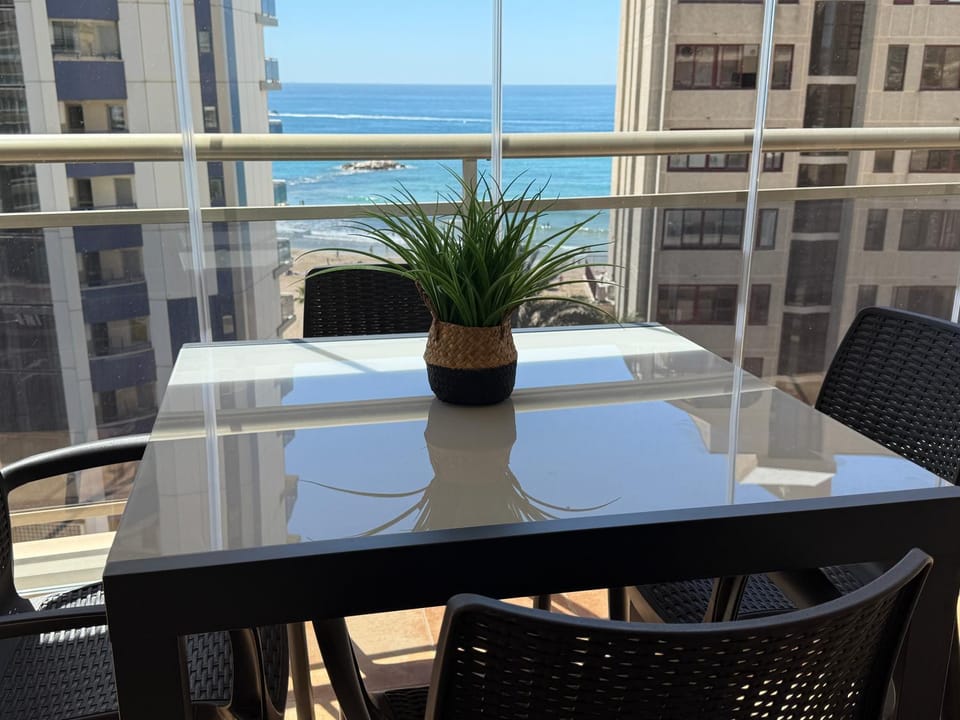 Natural landscape, View (from property/room), Balcony/Terrace, Balcony/Terrace, Dining area, Sea view