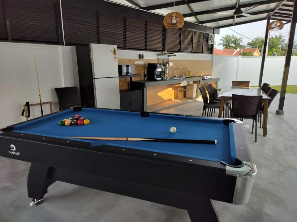 Billiard