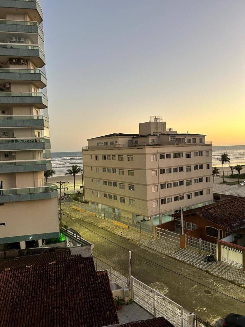 apartamento cobertura frente ao mar Apartment in State of São Paulo