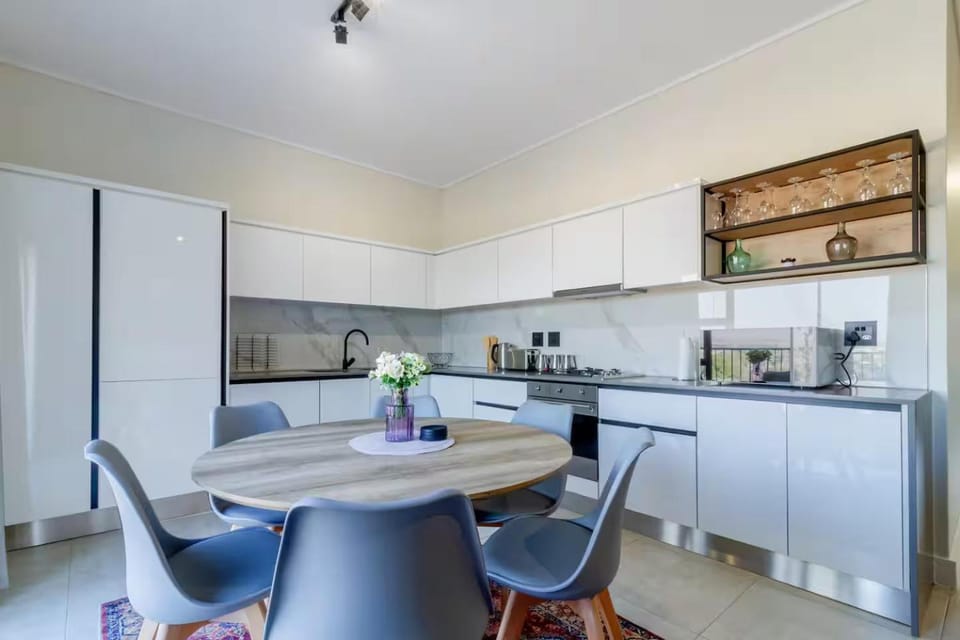 Future's Polo Stay Apartment in Sandton
