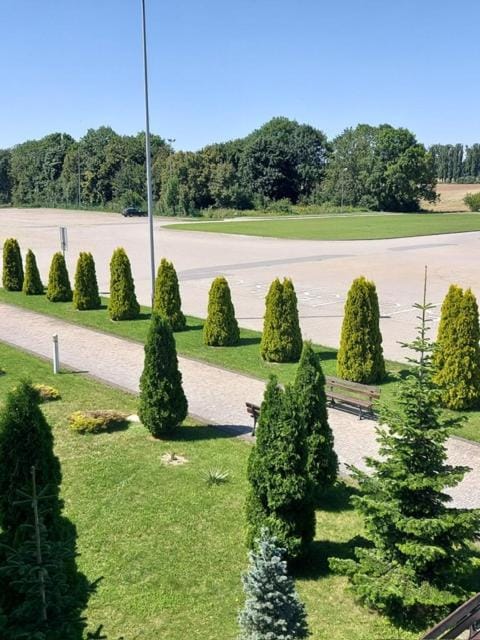 Gminny Ośrodek Sportu i Rekreacji w Zakrzowie Hotel in Czechia