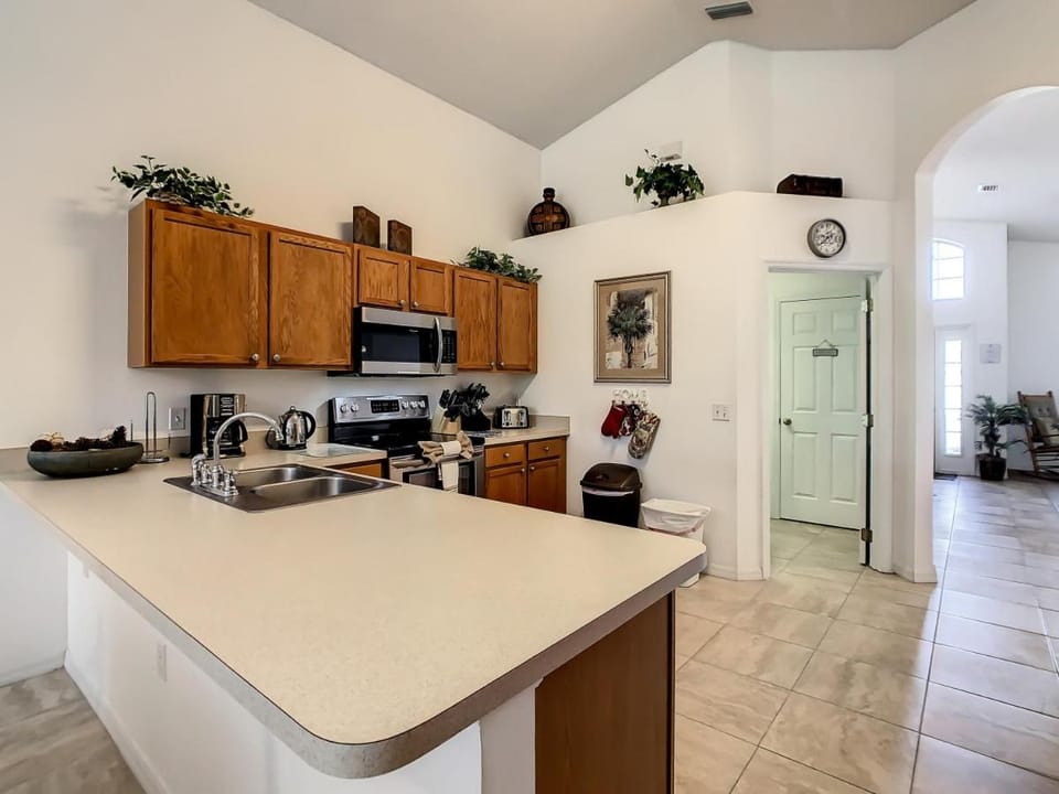 Fairway Oasis - Southern Dunes - Golf Course Villa in Haines City