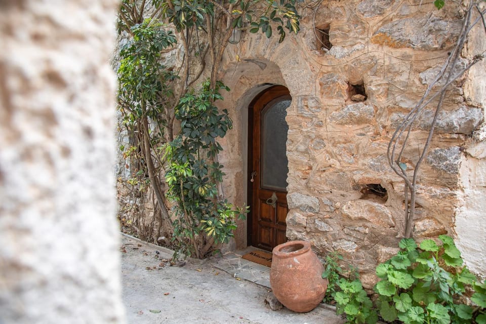 Property building, Day, Landmark view