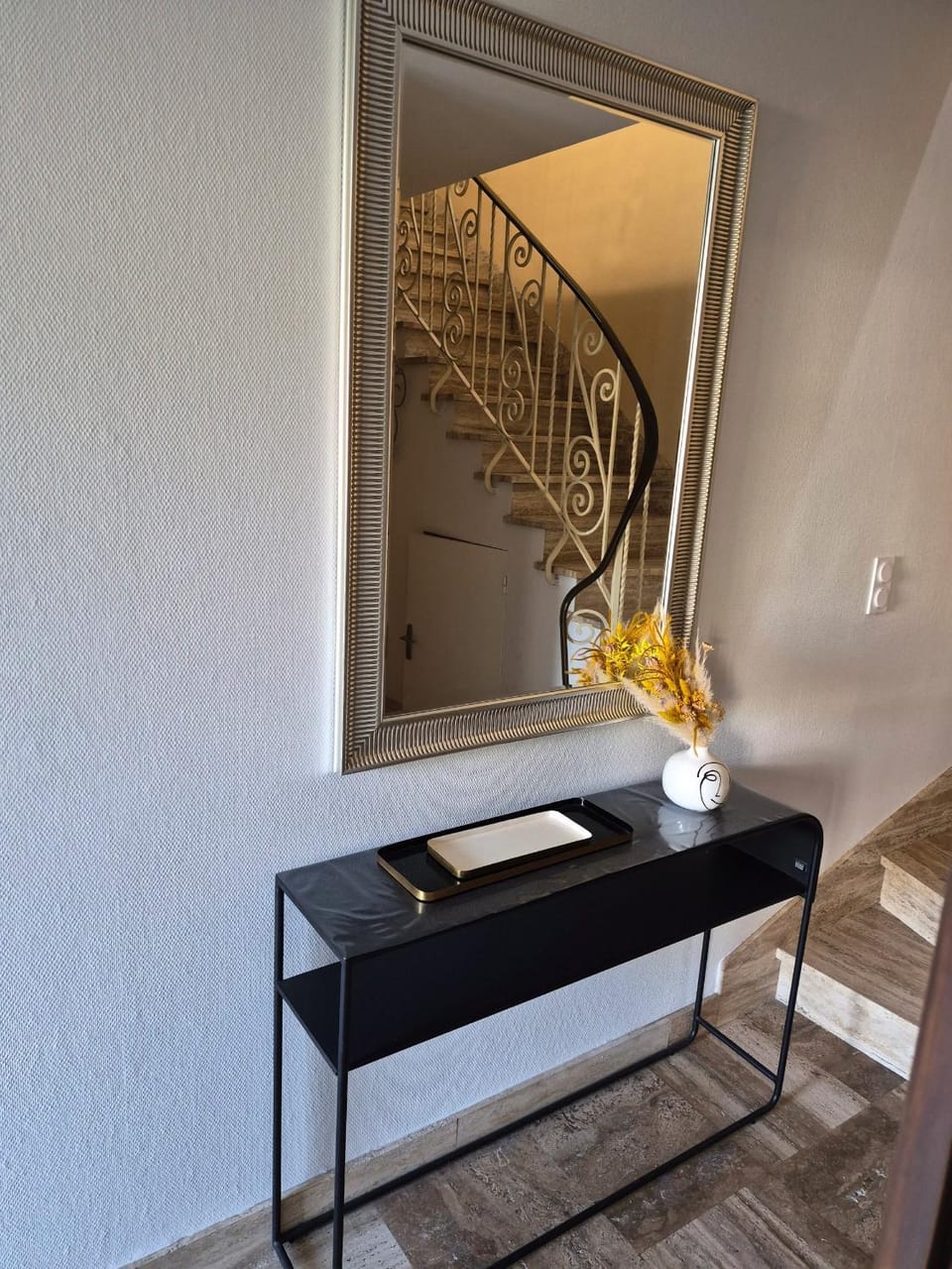 Decorative detail