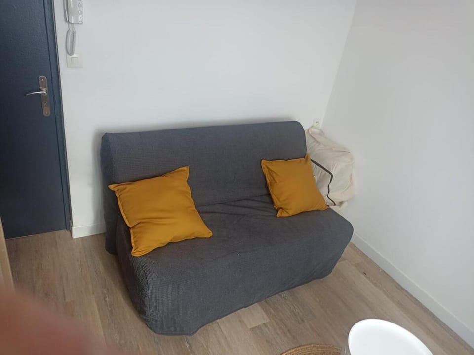 Studio 3 place de la gare Apartment in Valenciennes