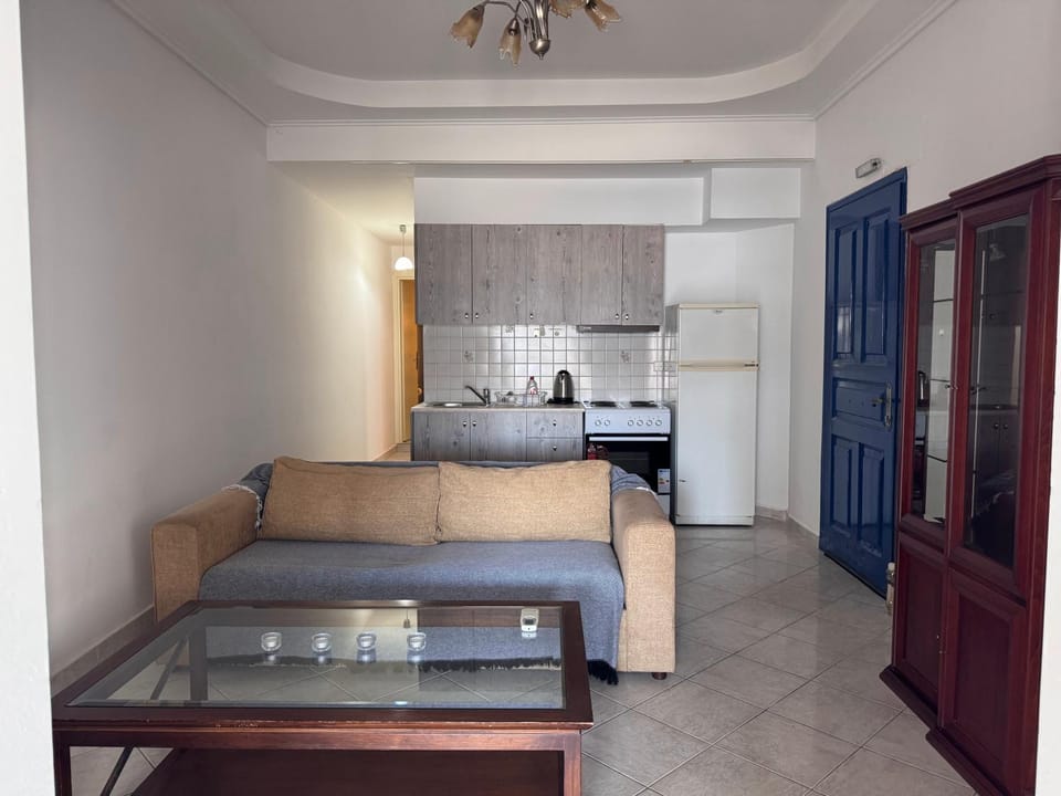 PORT MARIN a Apartment in Milos