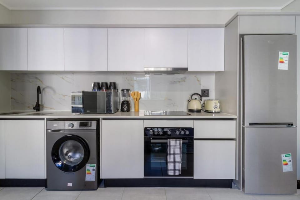 AlimamaSpaces Phillys Whisken Apartment in Sandton