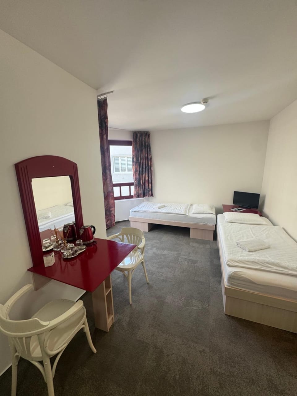 Reduta - economy rooms Hostel in Slovakia
