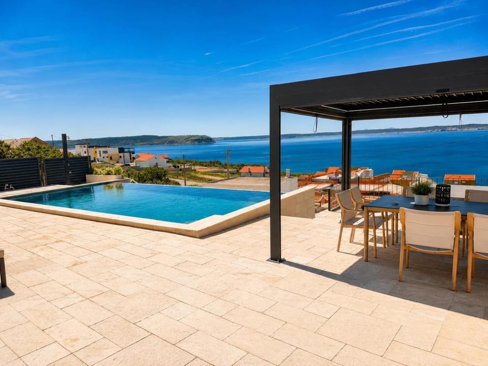 Patio, View (from property/room), Balcony/Terrace, Pool view, Sea view, Swimming pool
