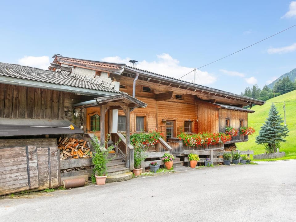 Property building, Summer