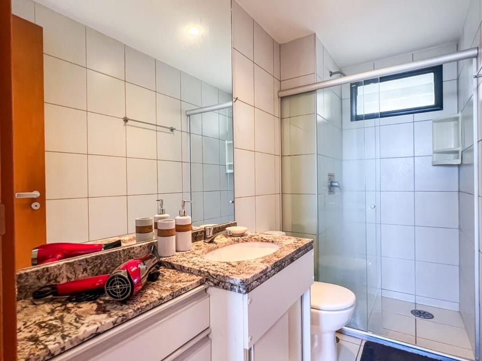 Shower, Bathroom, towels