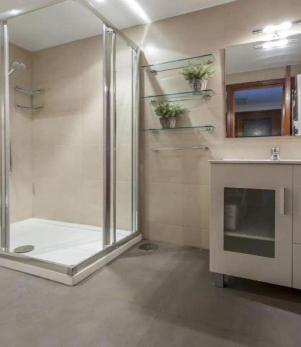 Shower, Bathroom