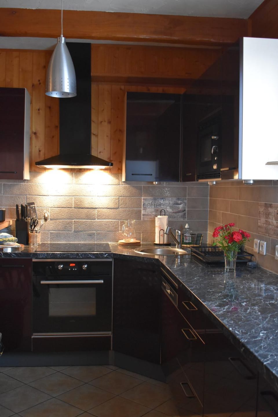 Gîte des Sommets spa privatif vue panoramique sur les montagnes House in Auvergne-Rhône-Alpes