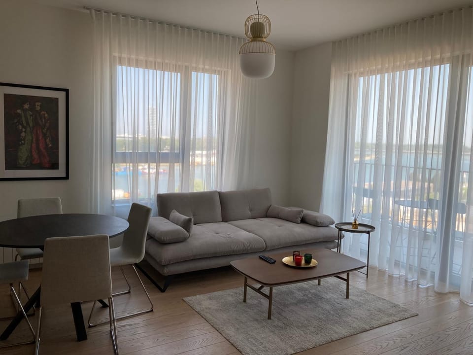 Belgrade Waterfront Kalemegdan and River View with Garage Apartment in Belgrade