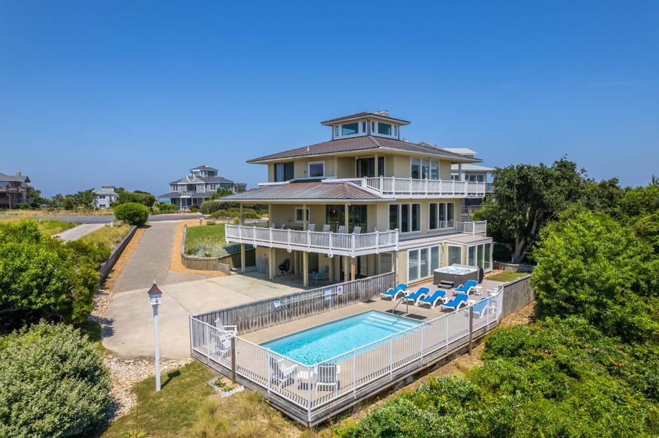 DK290 Point of View House in Duck