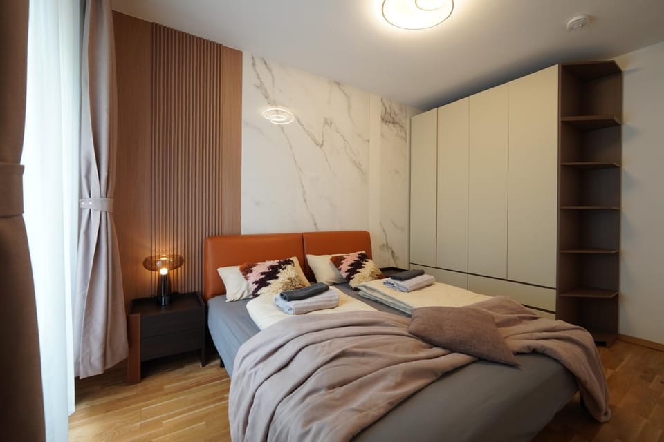 Bed, Photo of the whole room, Bedroom, wardrobe