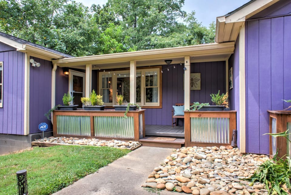 The Grape Escape by Carolina Mornings House in Asheville