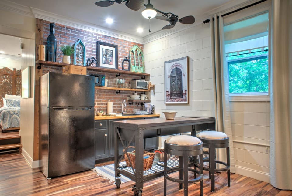 The Raisin by Carolina Mornings House in Asheville