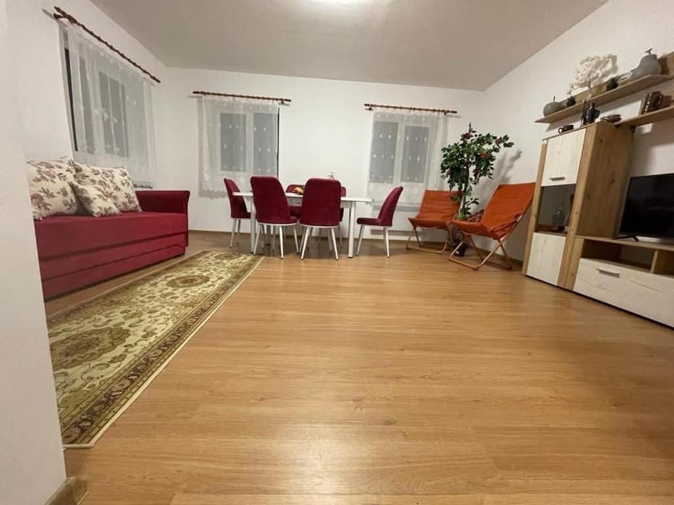 Camping La Ozan House in Cluj County