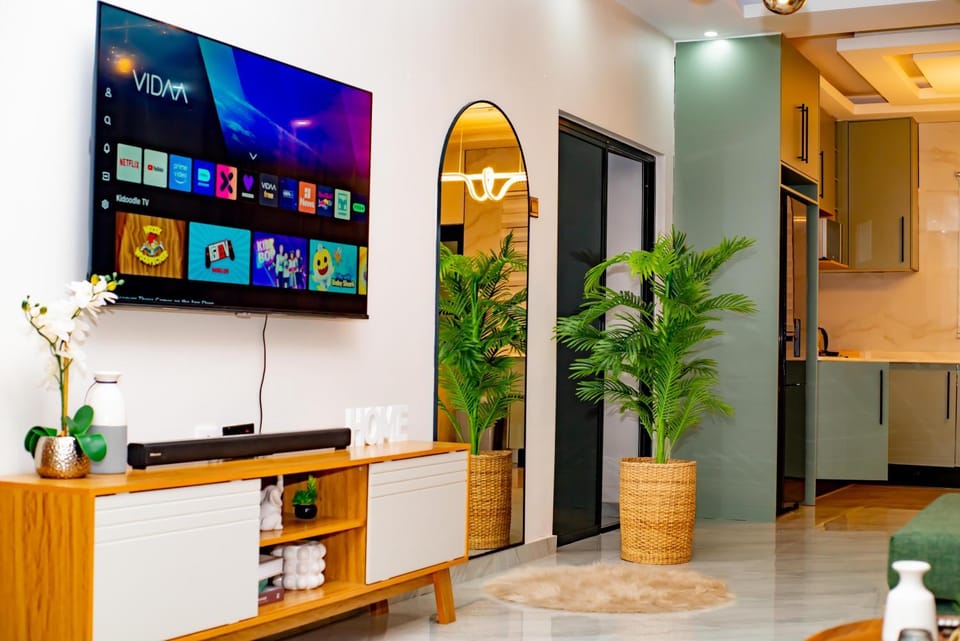 Communal lounge/ TV room, TV and multimedia, Evening entertainment