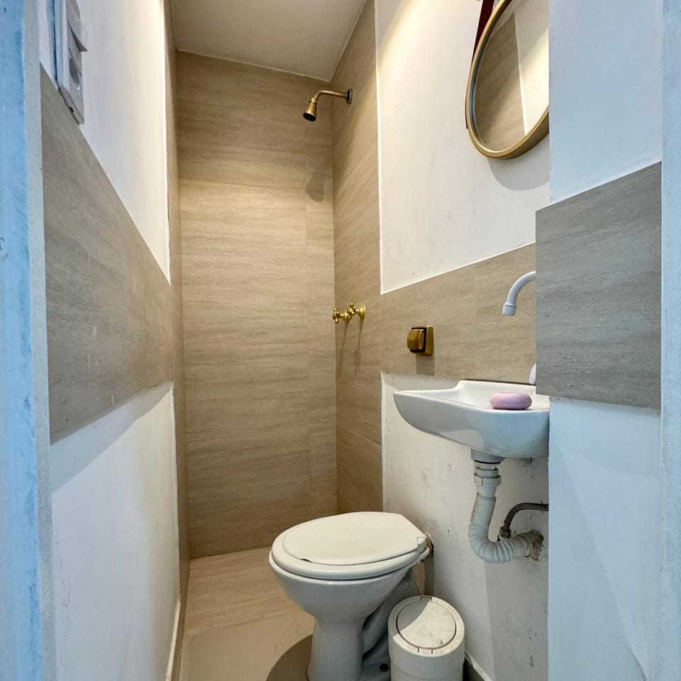 Apartment in Copacabana near the beach and metro Apartment in Rio de Janeiro