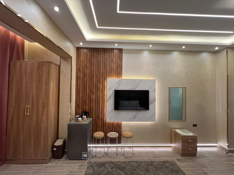 TV and multimedia, wardrobe