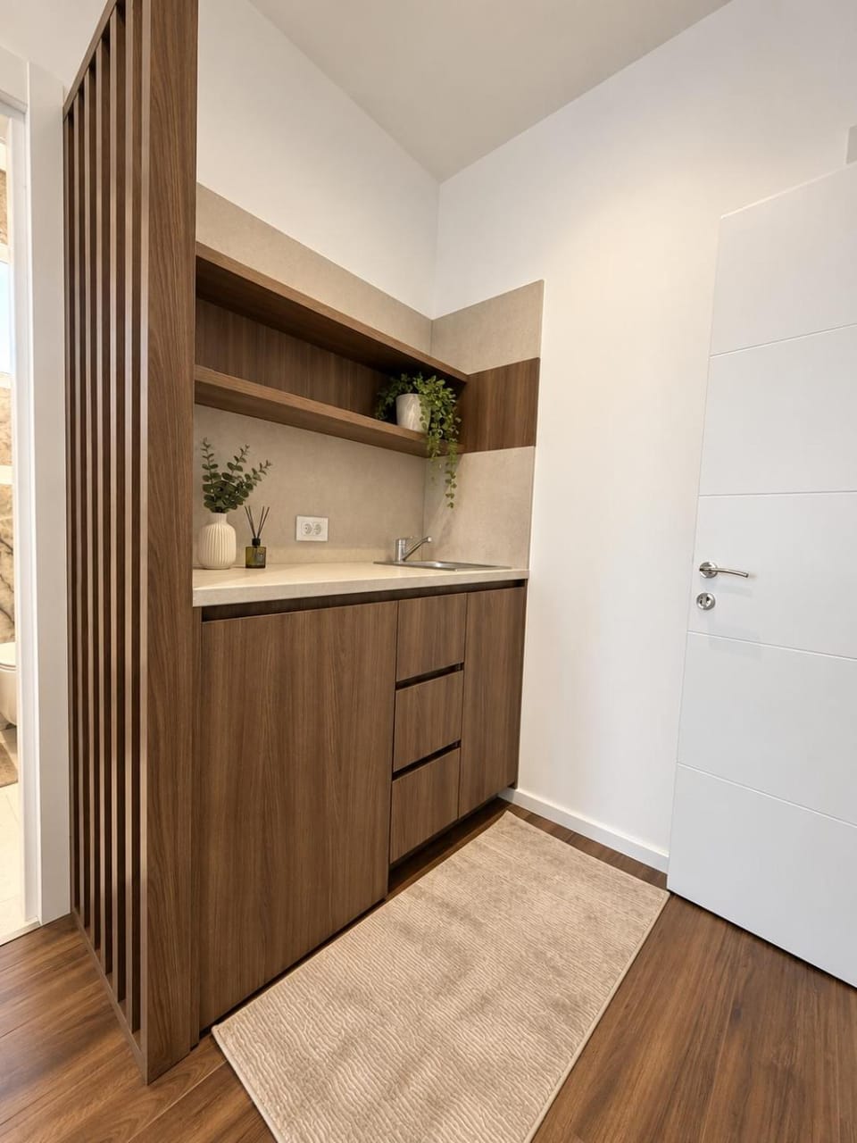 Kitchen or kitchenette