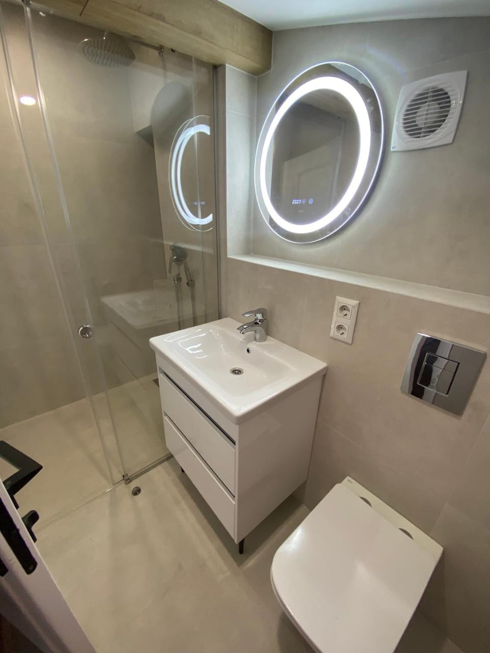 Shower, Bathroom