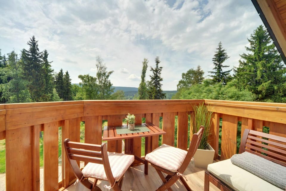 Day, Natural landscape, View (from property/room), Balcony/Terrace, Mountain view