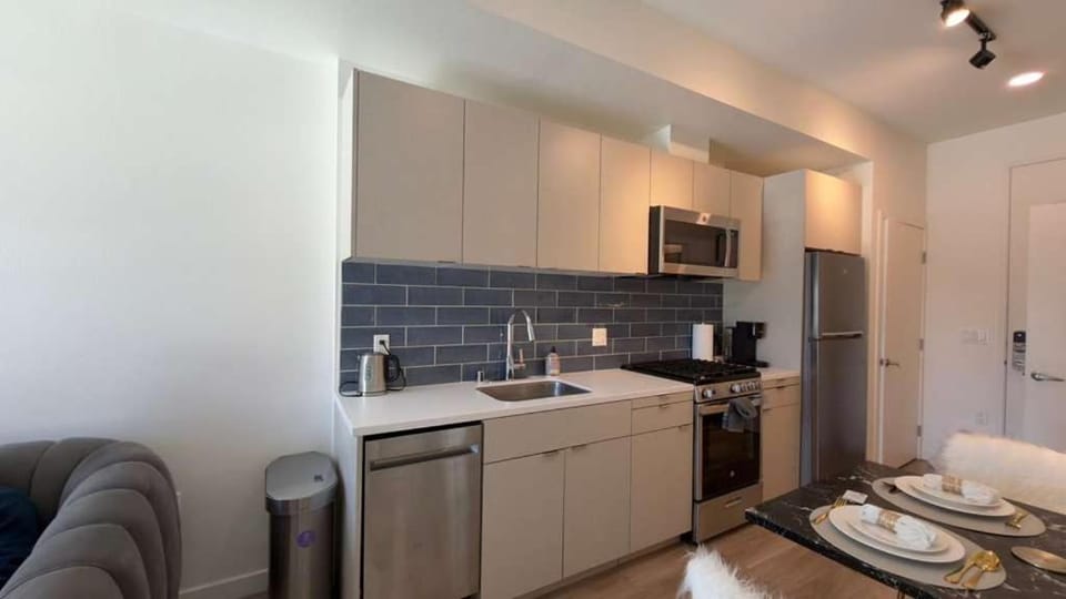 Luxury Walk of Fame Studio Apartment hotel in Hollywood