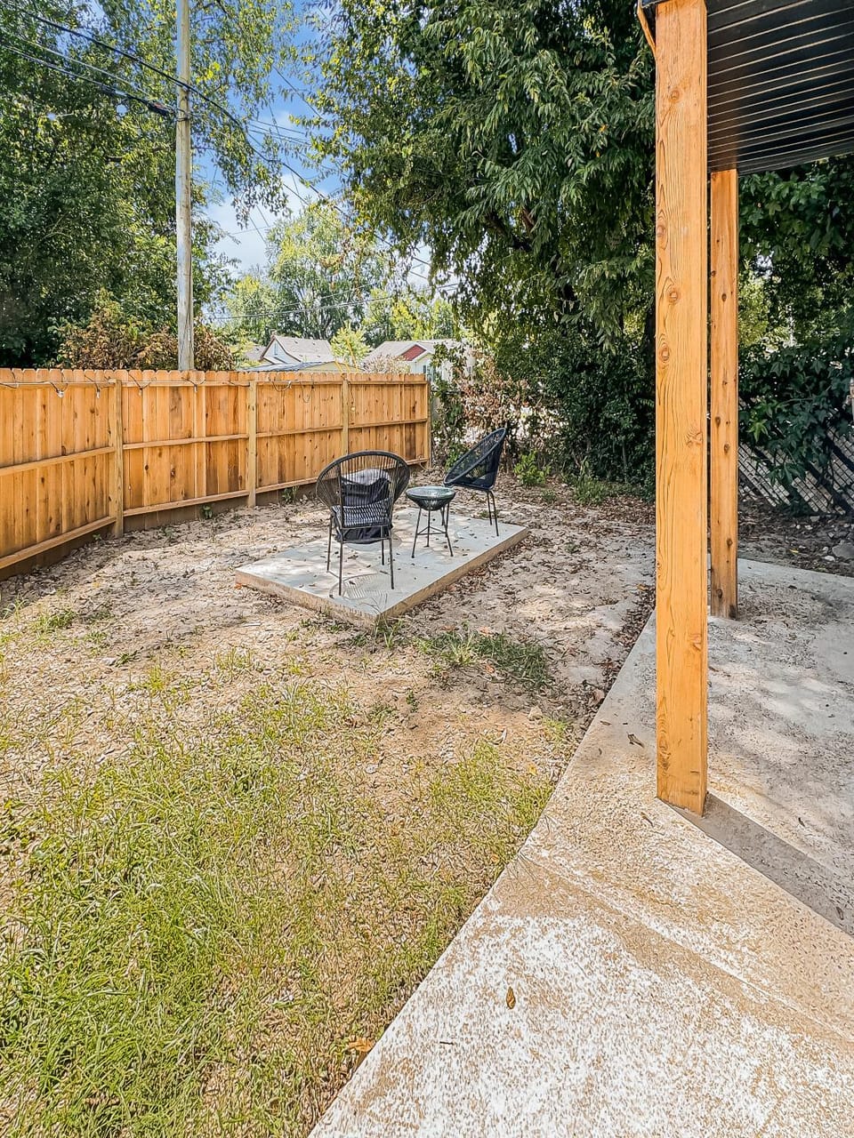 1 BR Fire Pit BBQ Retreat House in Evansville