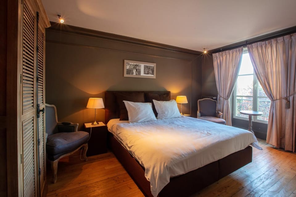 Château de Planchevienne Bed and Breakfast in Bourgogne-Franche-Comté