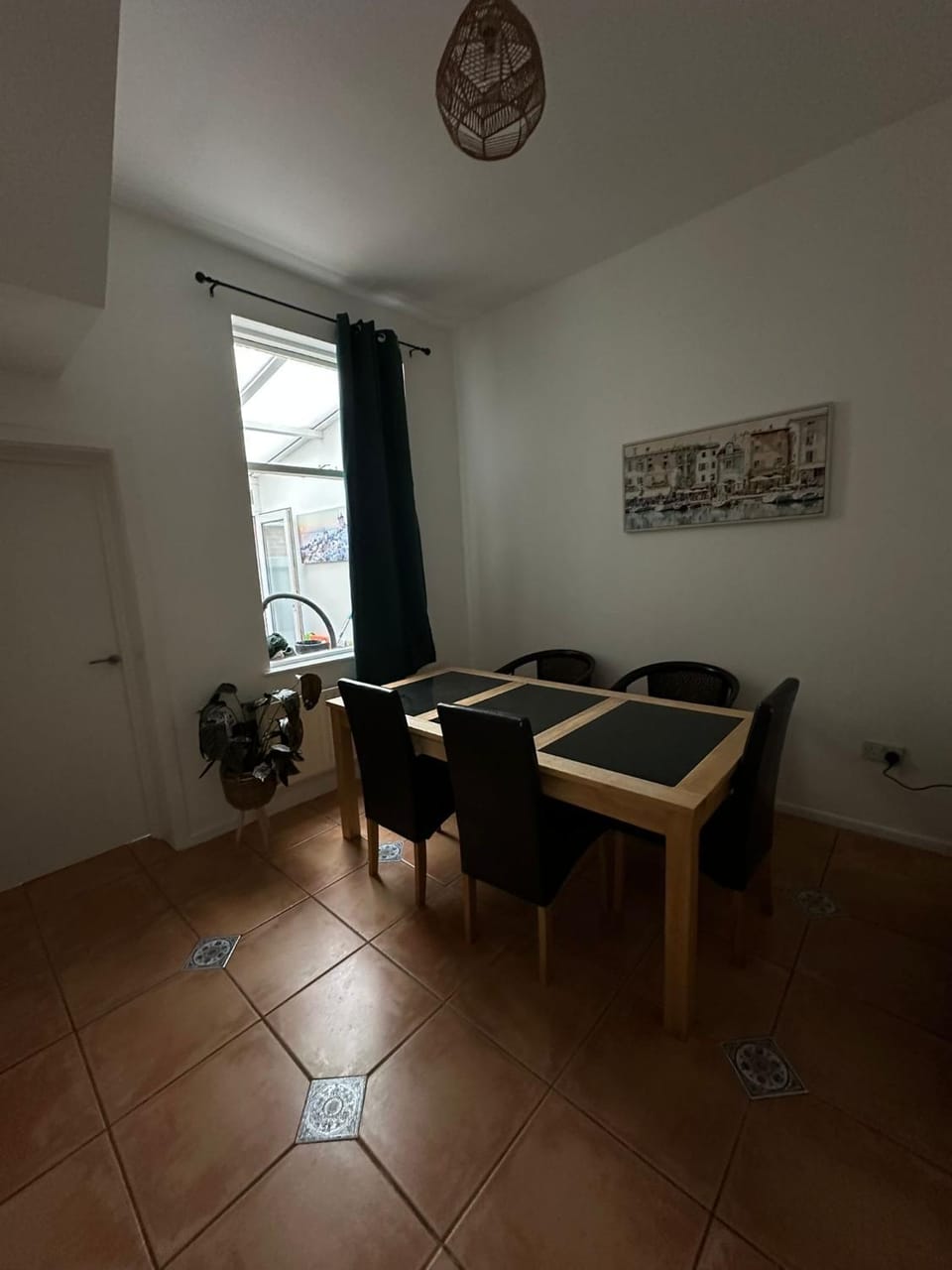 Double bedroom on the Ormeau Road Bed and Breakfast in Belfast