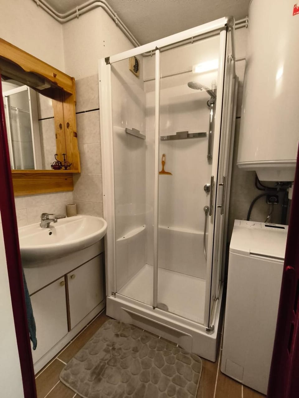 Shower, Bathroom
