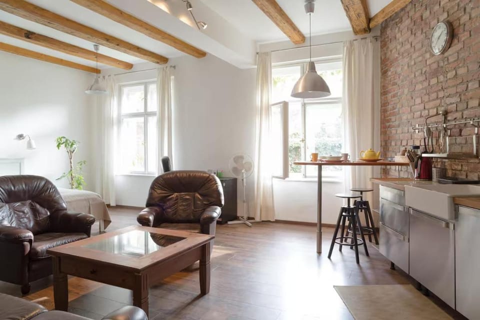 Coffee/tea facilities, Kitchen or kitchenette, Living room, Seating area, Dining area, minibar, pet friendly, stove