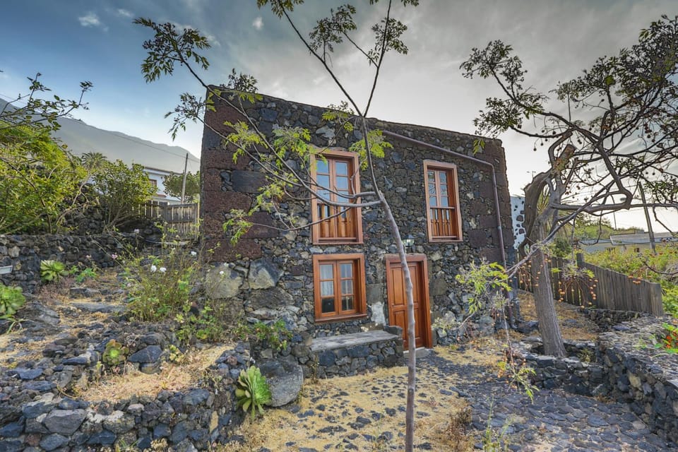 Facade/entrance, Off site, Autumn