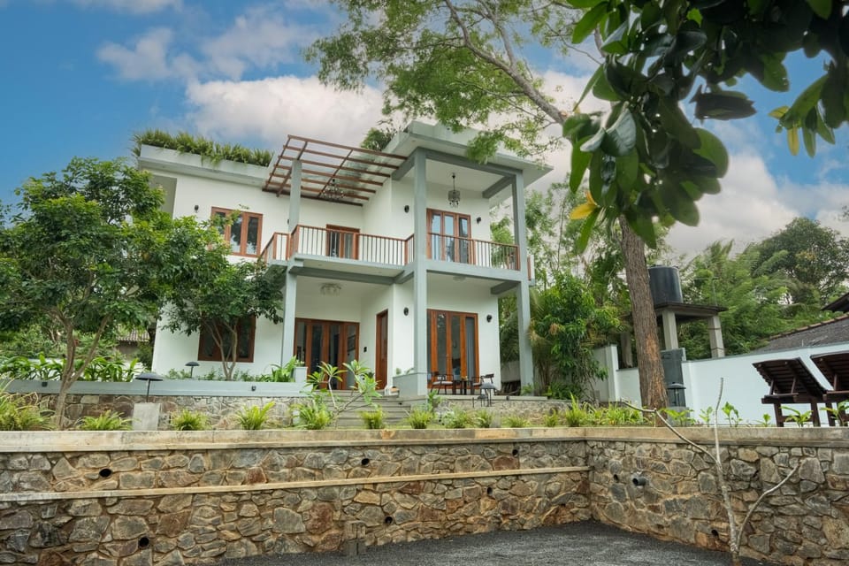 Property building, Garden