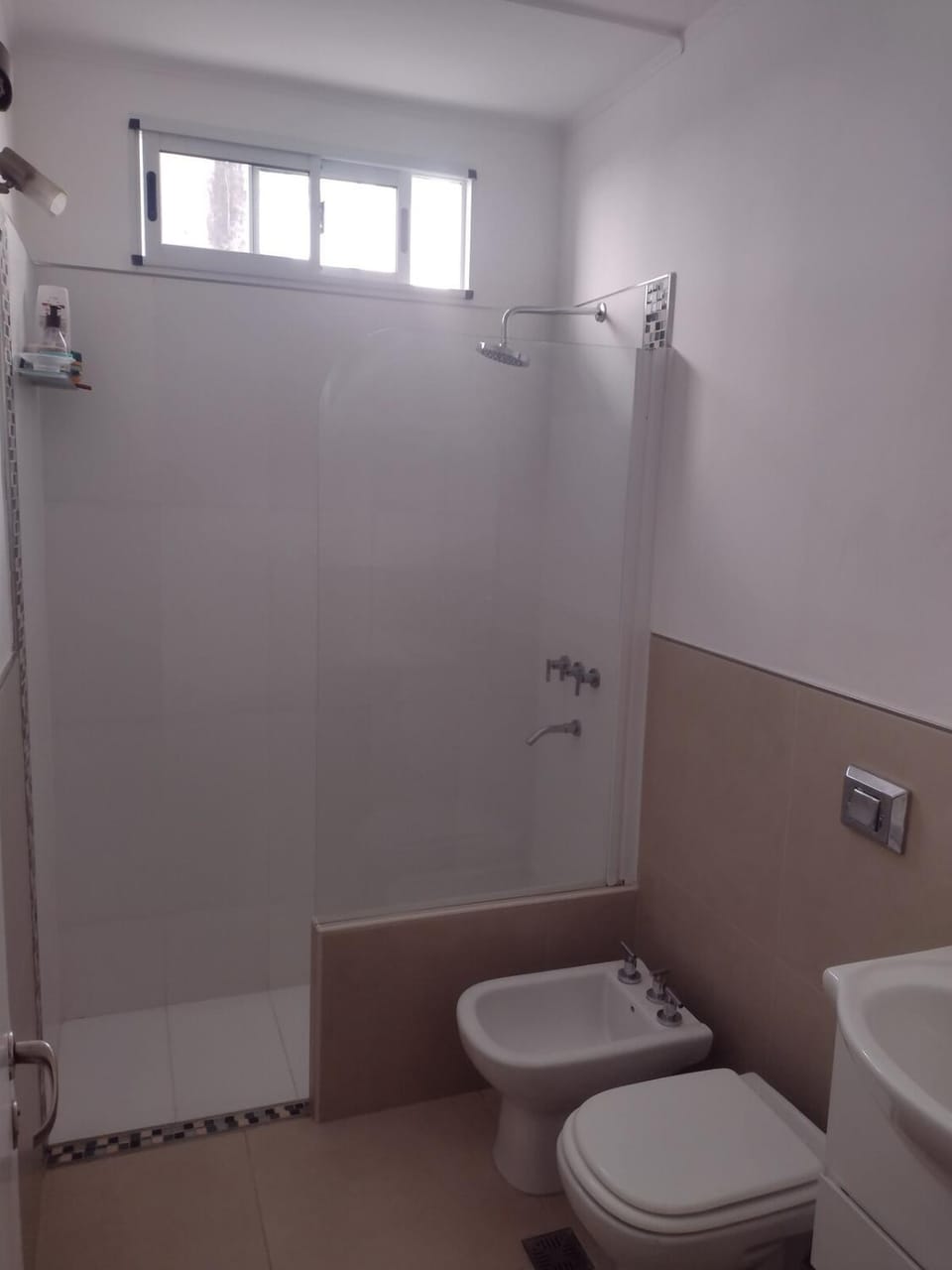 Casa céntrica con piscina House in Parana