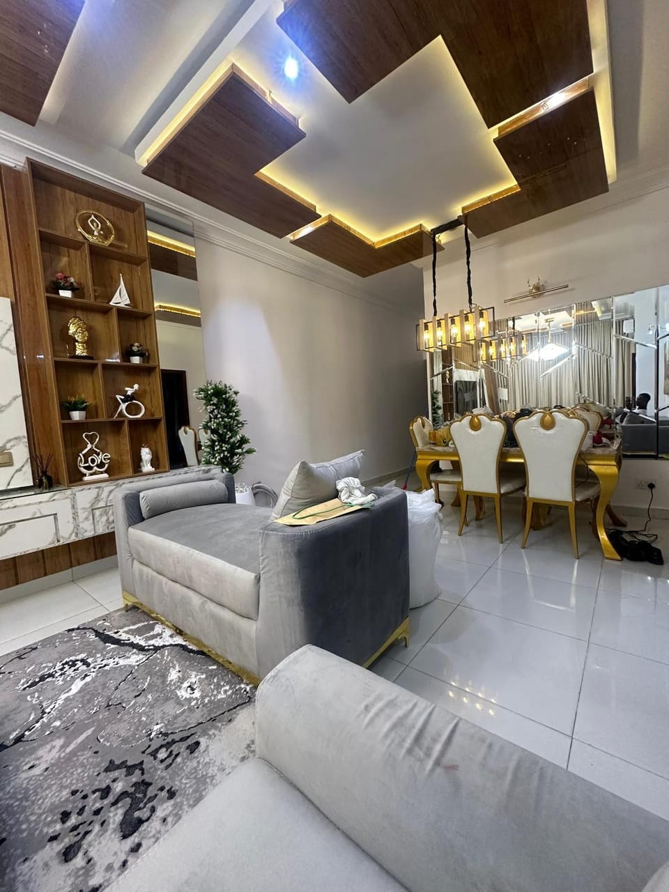 Living room, Seating area