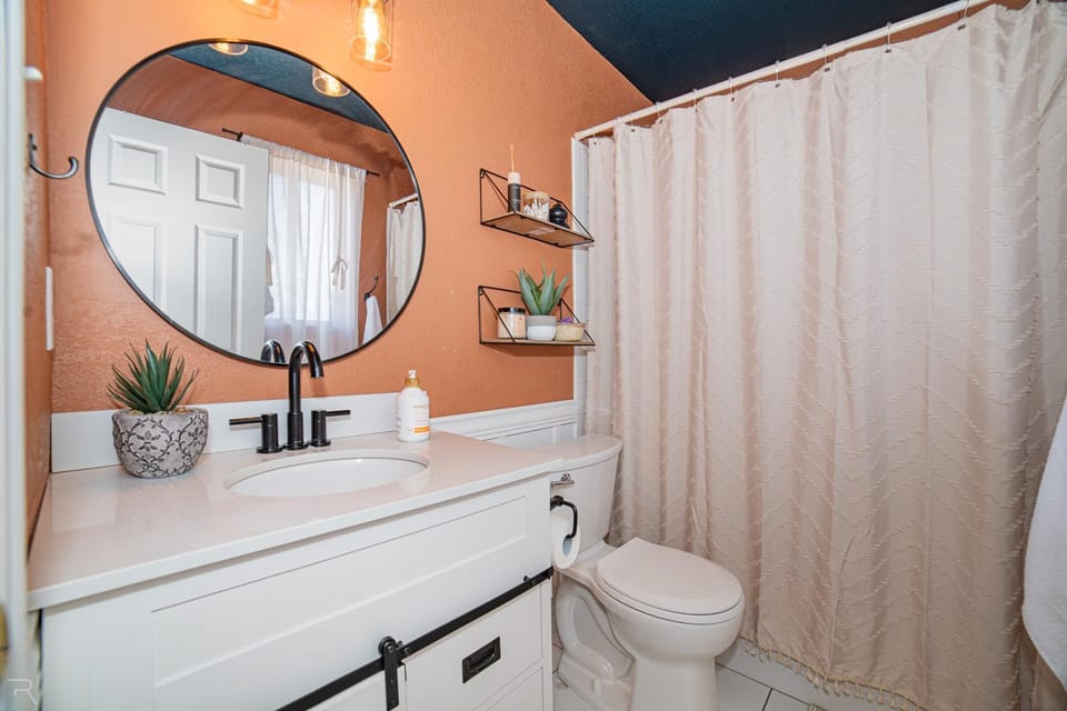 Toilet, Bathroom, Bath
